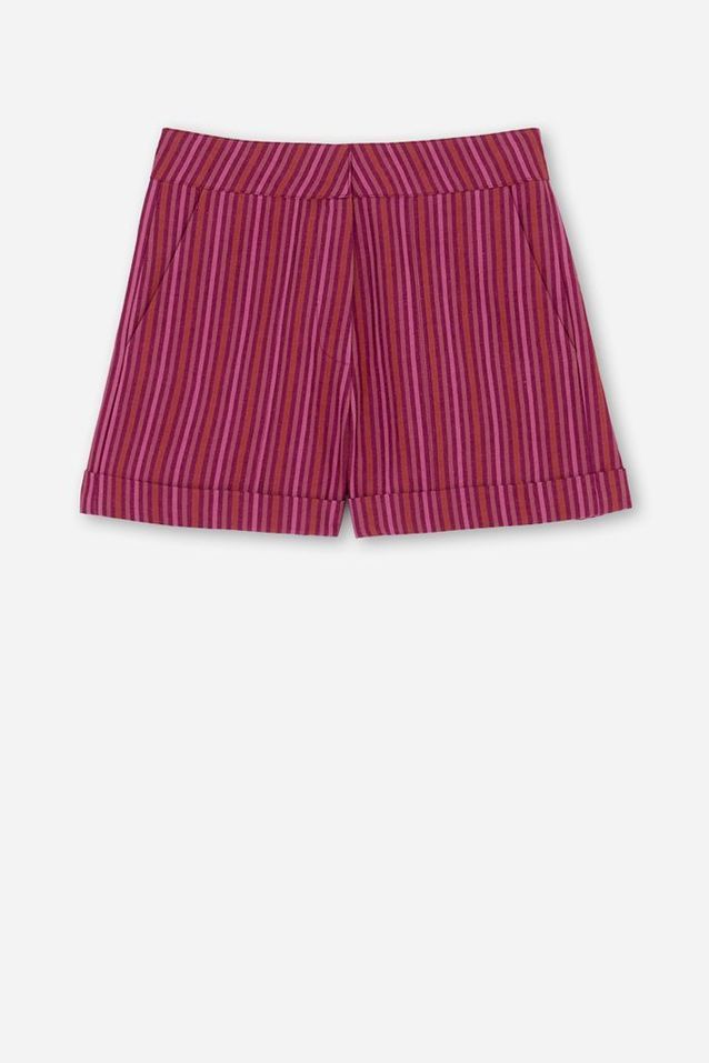 Cet été, le mini short sera partout Mini short Vanessa Bruno - Cet été, le mini short sera partout