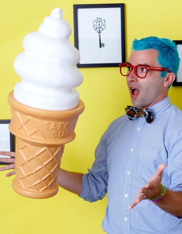 Une lampe ice cream 15 idées de cadeaux insolites pour Noël Elle