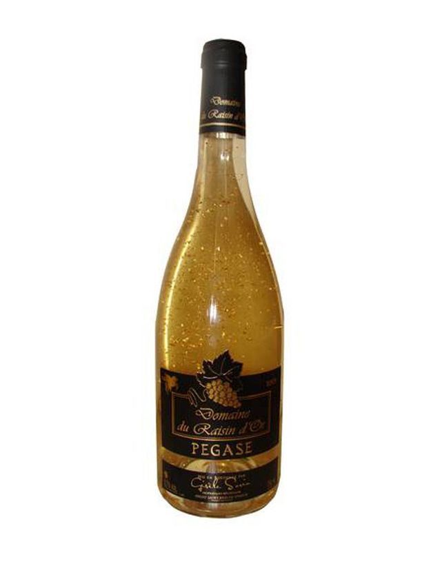 Vin blanc Sauvignon de Bourgogne avec des paillettes Or