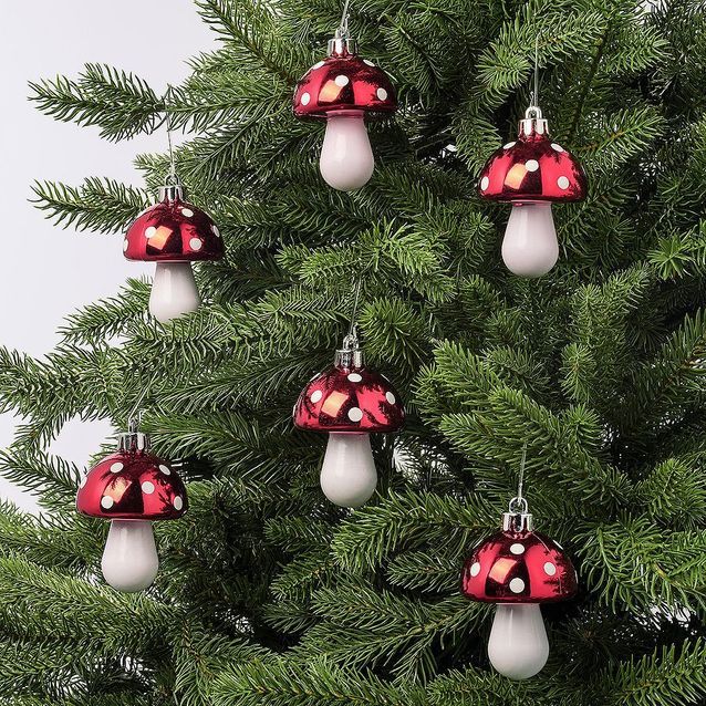 Les plus belles boules de Noël à suspendre au sapin - Elle