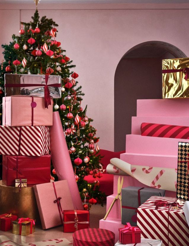 Noël : on décore la maison avec des faux cadeaux