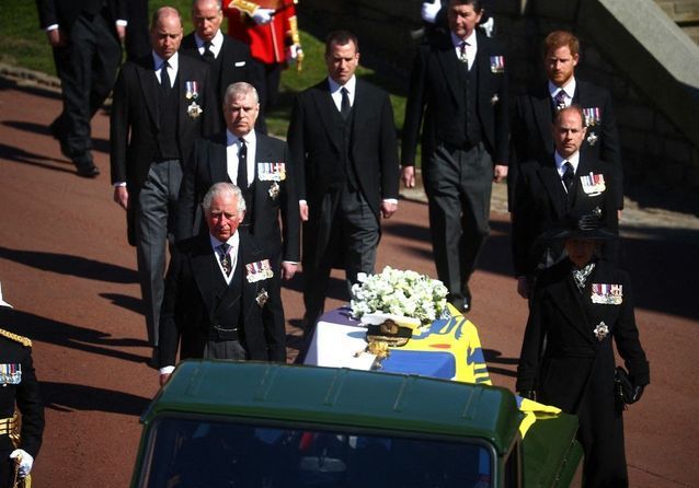 funerailles du prince philip les adieux en images de la famille royale et du royaume uni au duc d edimbourg elle