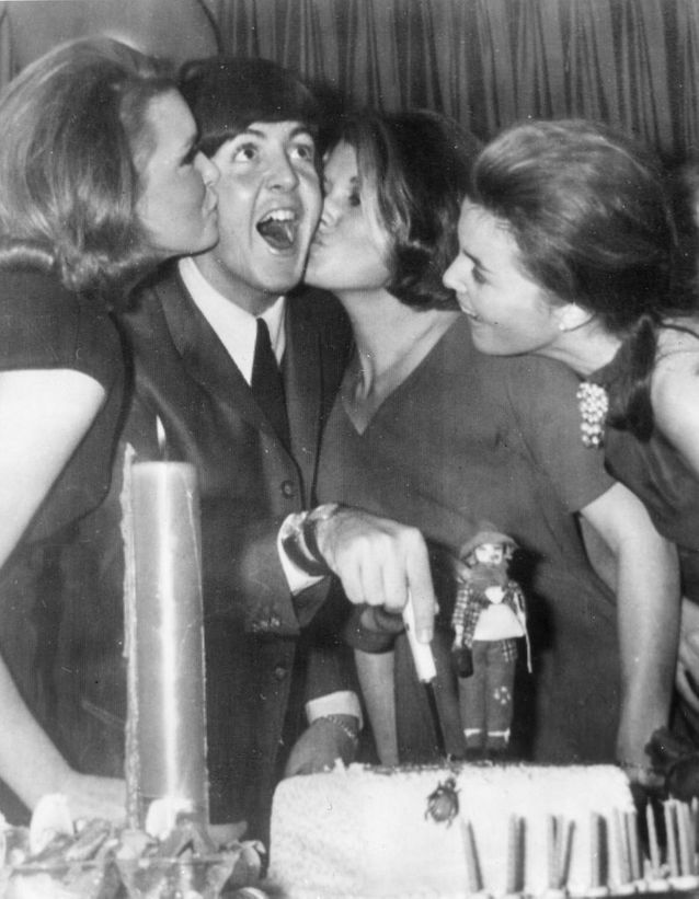 Paul Mccartney Les Plus Beaux Gateaux D Anniversaire Des Stars Elle