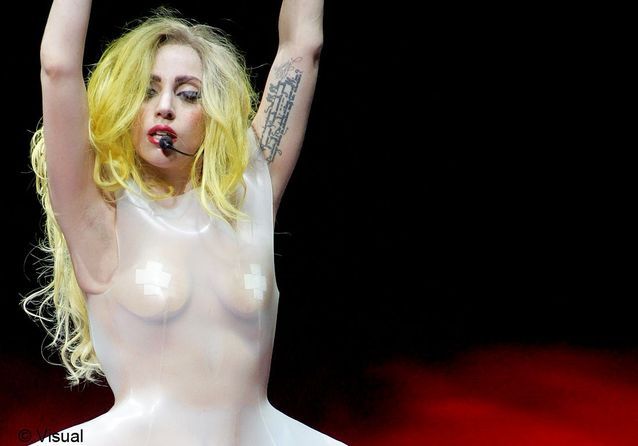 La tattoo mania de Lady Gaga : décryptage en images 