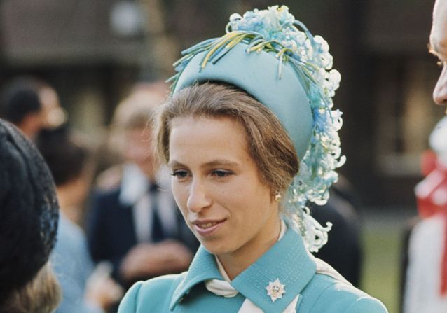 Mariage Royal La Vie Amoureuse Trepidante De La Princesse Anne Du Royaume Uni Elle