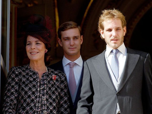 La princesse Caroline de Monaco et ses deux fils