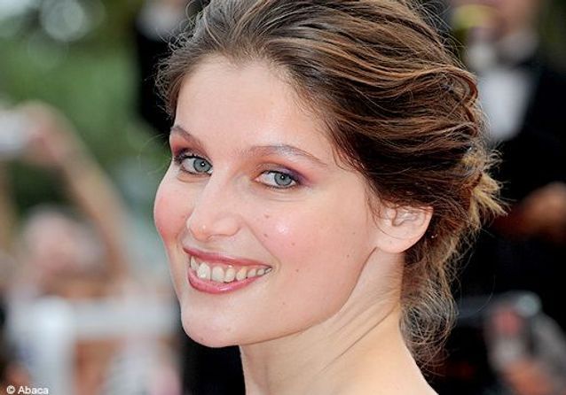 Laetitia Casta Une Star Comblee Et Amoureuse Elle