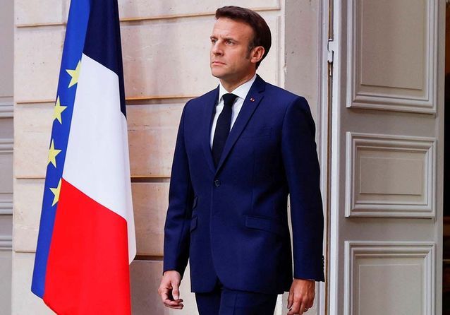 Emmanuel Macron arrive à sa cérémonie d'investiture 