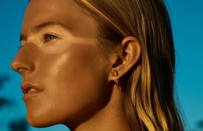 Bronzers, poudres, gélules... quels produits pour paraître bronzée sans abuser ?