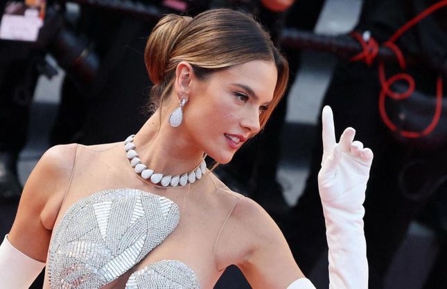 Cannes 2022 : les plus belles coiffures repérées sur le tapis rouge