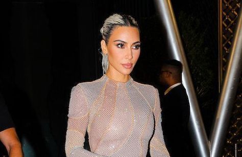 « Je te sens encore » : les tendres mots de Kim Kardashian à son père décédé