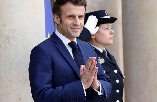   Emmanuel Macron : la chute du premier de la classe  
