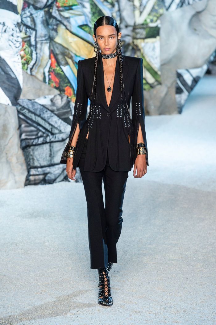 Défilé Alexander Mcqueen Prêt à porter printemps-été 2019 ...