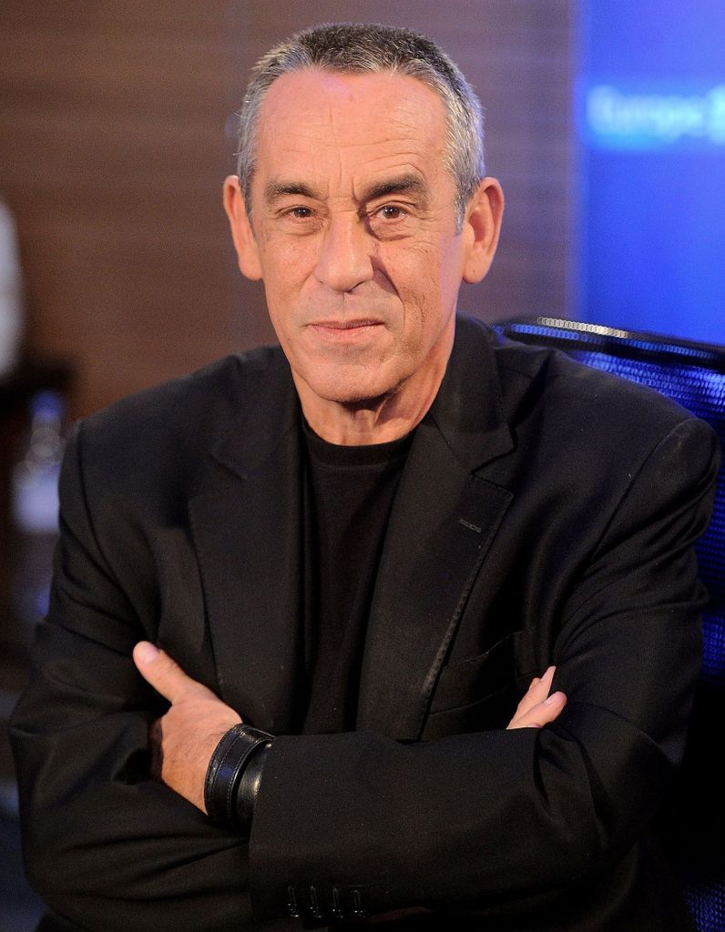 Les Larmes De Thierry Ardisson Pour La Derniere De Les Terriens Du Samedi Sur C8 Elle