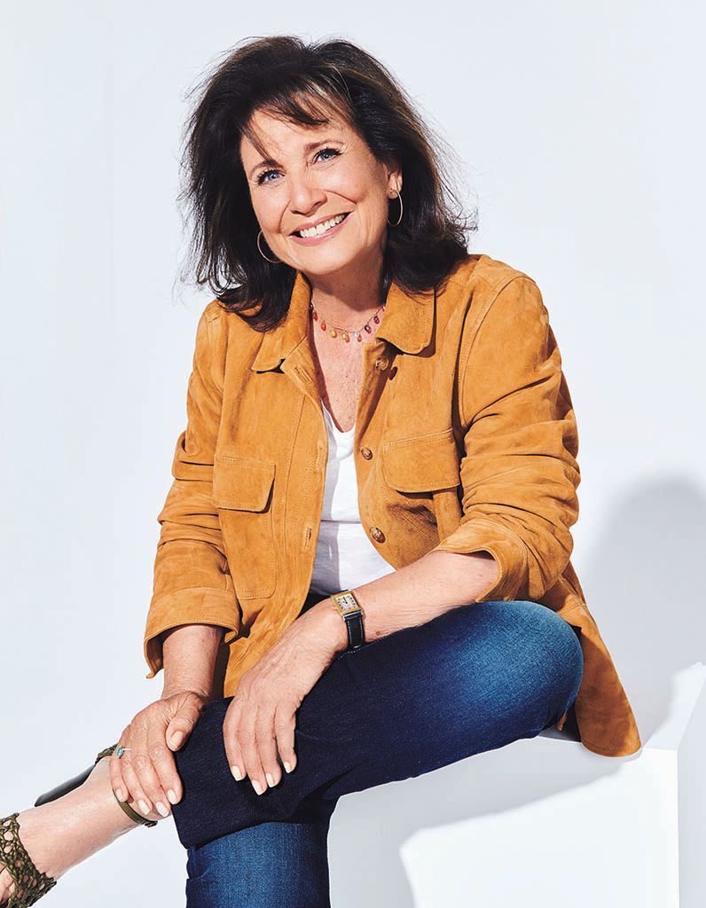 Les Confidences D Anne Sinclair Sa Famille Sa Carriere Le Choc Dsk Elle