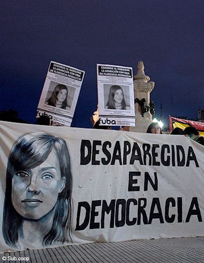 Argentine : les disparues de la démocratie - Elle