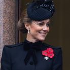Kate Middleton, chignon et chapeau 