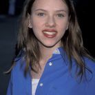 Scarlett Johansson et ses cheveux châtains foncés