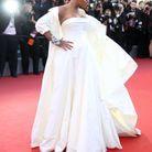 Rihanna dans une robe blanche en 2017