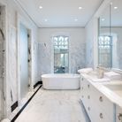 La salle de bains de marbre