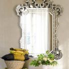 Apporter une touche baroque avec le miroir vénitien
