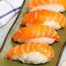 Nigiri sushis au saumon