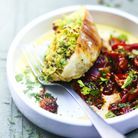 Buns à l’avocat, tomates et coriandre