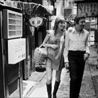 Jane Birkin et Serge Gainsbourg lookés pour se balader