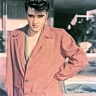 Elvis Presley en blazer vichy rouge