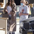 Angelina Jolie à Los Angeles avec ses filles Vivienne et Zahara