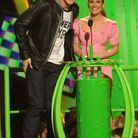 2010 : Lea Michele et Cory Monteith sur la scène des Kid's Choice Awards