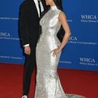Kim Kardashian et Pete Davidson amoureux sur le tapis rouge
