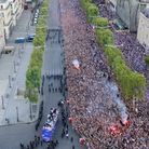L'arrivée des Bleus sur les Champs-Elysées
