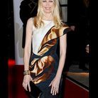 People tapis rouge soiree british fashion award claudia schiffer