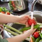 3. Laver ses légumes à l’eau de javel   