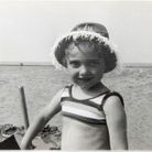 Sur la plage de Saint Aubin sur Mer (Calvados) où Elisabeth Borne allait en vacances enfant