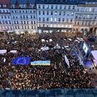 À Prague, le président ukrainien acclamé 